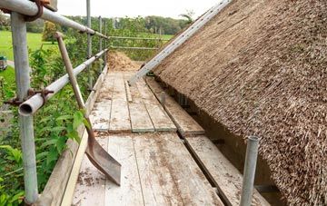 advantages of North Waterhayne thatch roofing